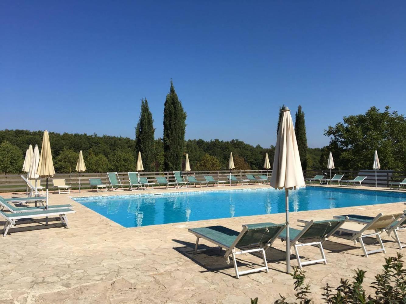 Fattoria Agriturismo Nerbona Casole dʼElsa المظهر الخارجي الصورة