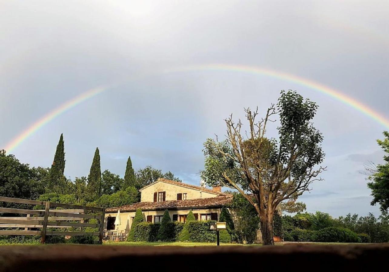 فيلا Casole dʼElsaفي Fattoria Agriturismo Nerbona المظهر الخارجي الصورة