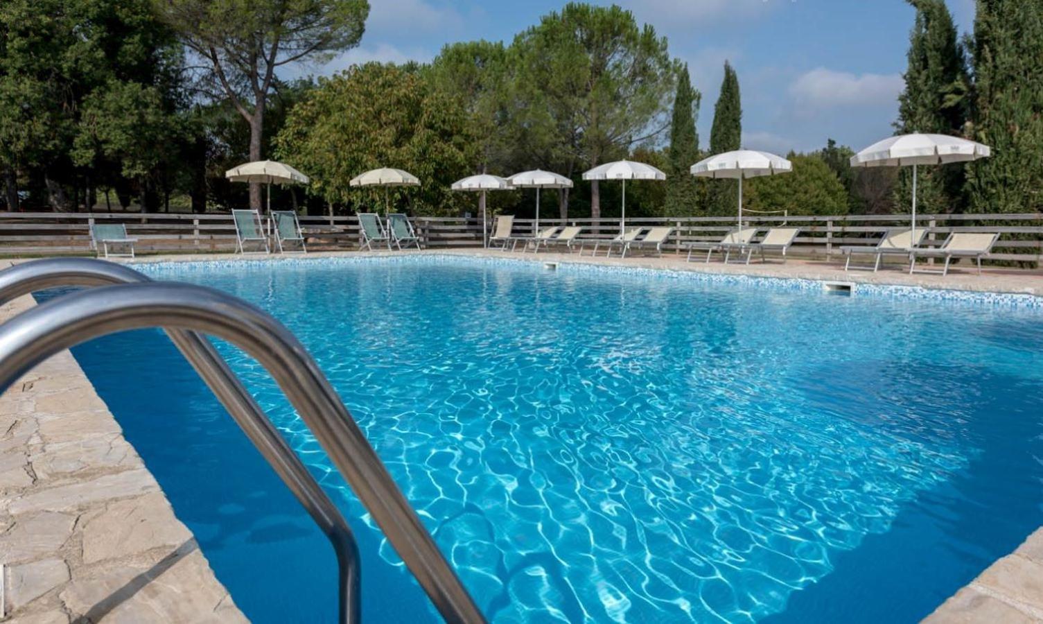 Fattoria Agriturismo Nerbona Casole dʼElsa المظهر الخارجي الصورة