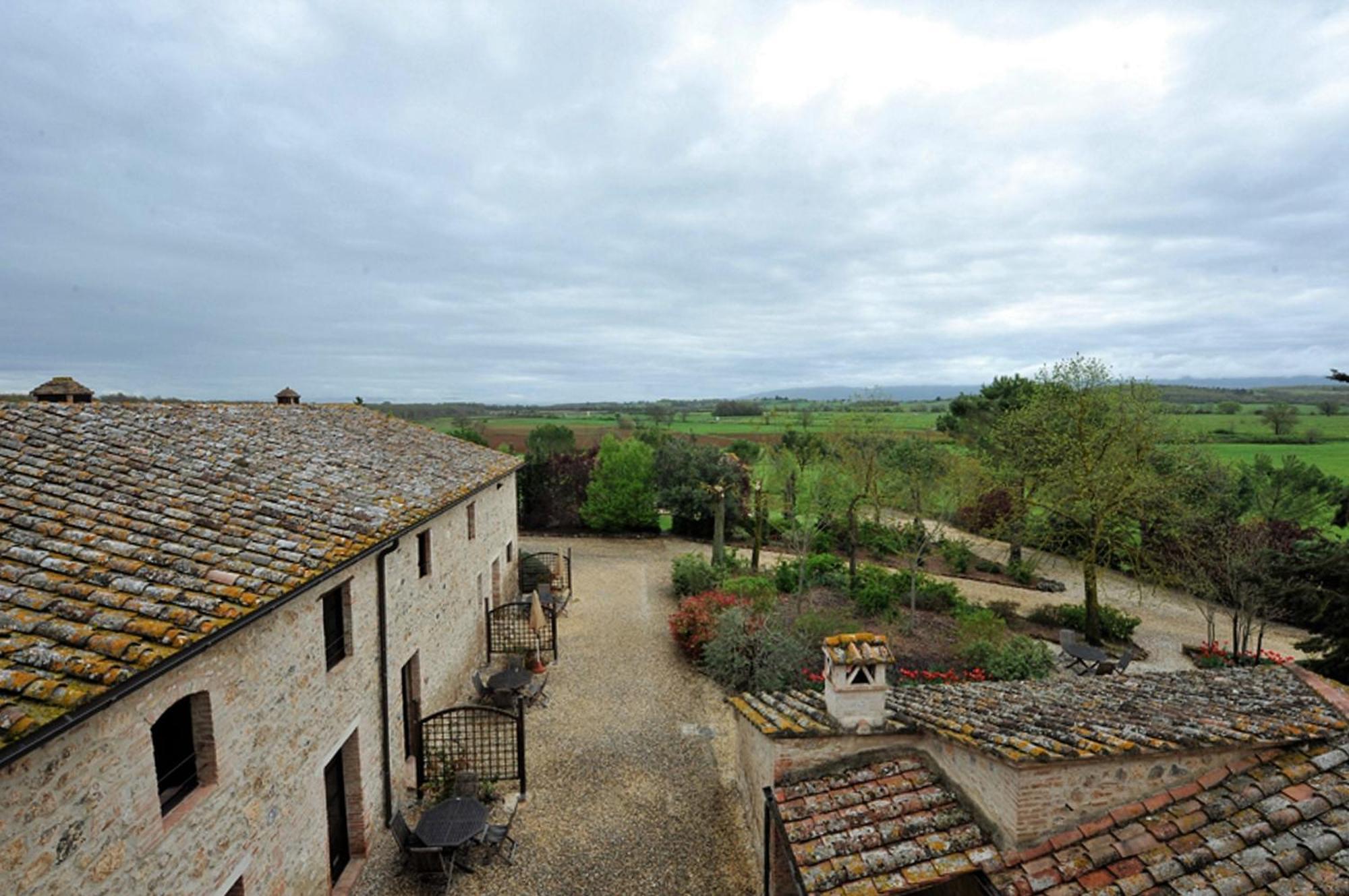 فيلا Casole dʼElsaفي Fattoria Agriturismo Nerbona المظهر الخارجي الصورة